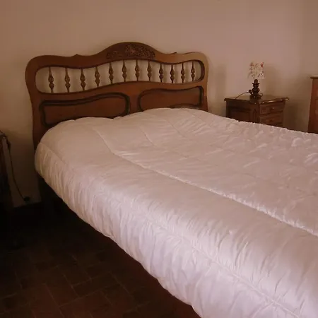 Vakantiehuis Cozy With Private Garden Near Sea In